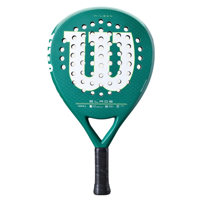 Падел ракета Wilson Blade V4 - универсална ракета с мощност и контрол за напреднали играчи.