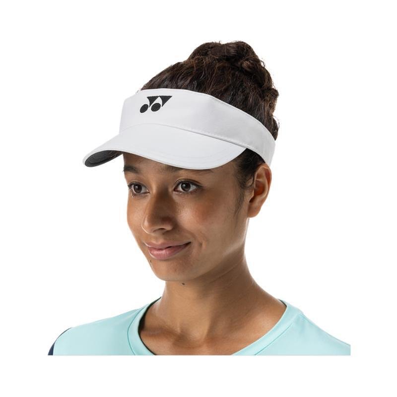 Дамска козирка YONEX VISOR 40097 White - стилна бяла тенис козирка с UV защита за дамски спорт и тенис екипировка
