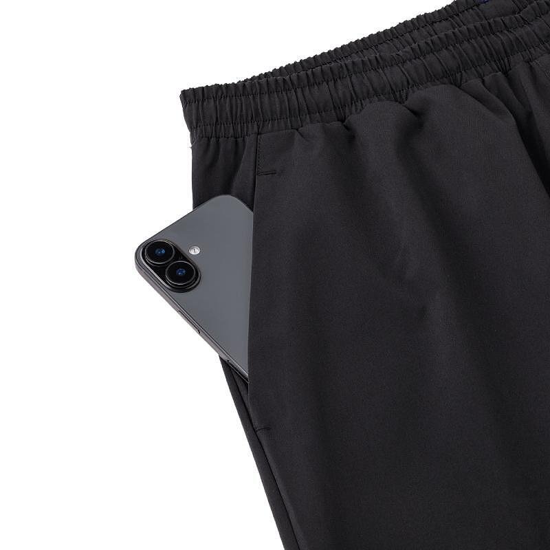 Pantaloni de trening Yonex 60198 Unisex Black, pantaloni sport negri din poliester pentru tenis și badminton, confortabili, cu buzunar pentru telefon
