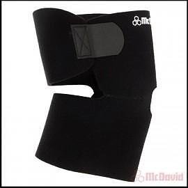 Elastic knee brace with patella opening MCDAVID