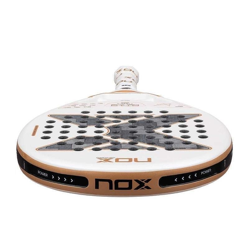 Nox AT10 Genius 12K Alum Xtrem 26 padel racket – a stiff padel racket for advanced and professional players