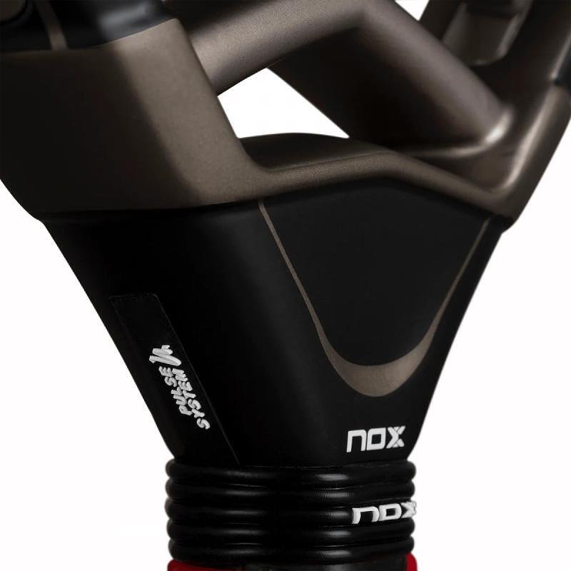 Nox AT10 Pro Cup Hard 26 padel racket
