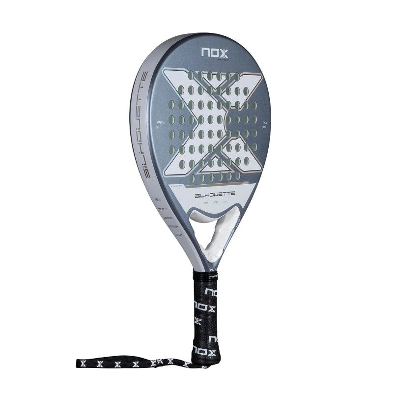 Nox X-One Silhouette 26 padel racket – padel racket with a round shape, extended handle, HR3 Core, 3K Fiberglass and carbon frame for excellent control and comfort during play.