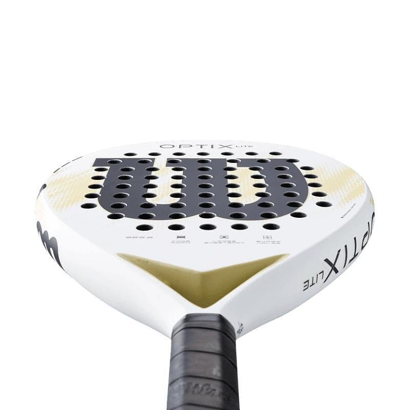 Rachetă de padel Wilson Optix V2 Lite White – o rachetă ușoară, comodă și manevrabilă pentru începători, cu sweet spot mare.