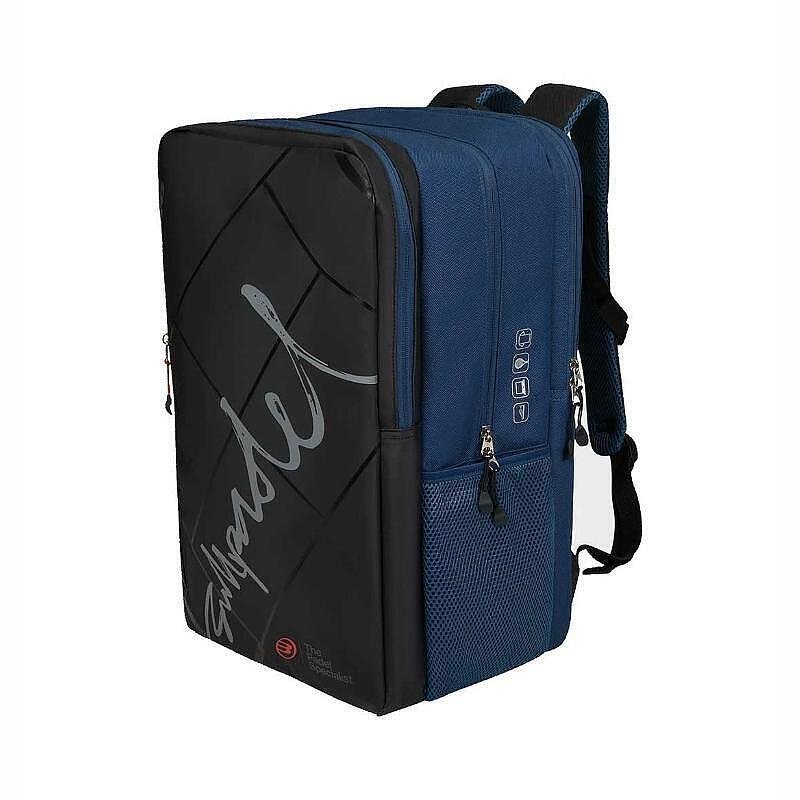 Bullpadel IONIC Black Backpack - thermo compartment for rackets, padded back, side pocket for balls