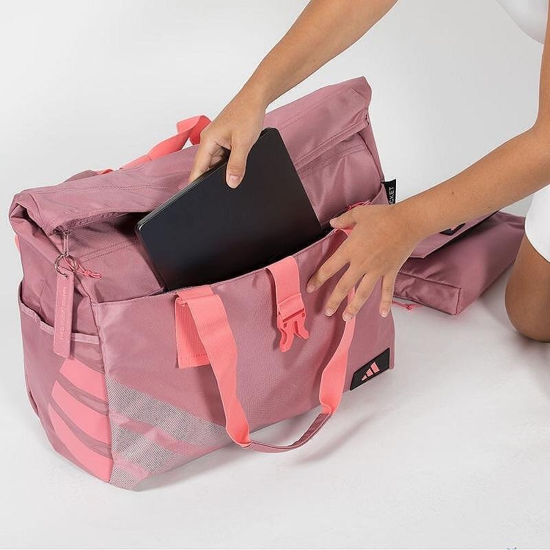 Geantă sport adidas Weekend Bag Martita Ortega 2026 – portocaliu-roz, design roll-top, capacitate 30–35 l