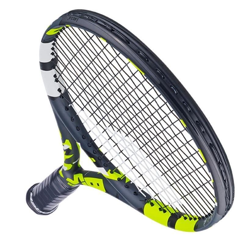 Rachetă de tenis Babolat Boost Aero – rachetă de tenis ușoară și manevrabilă pentru jucători începători și avansați.