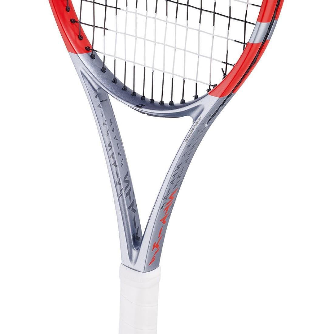 Тенис ракета Babolat Pure Strike Junior 26 Gen4 за деца 9-11 г., 250 г, с отличен контрол и маневреност.