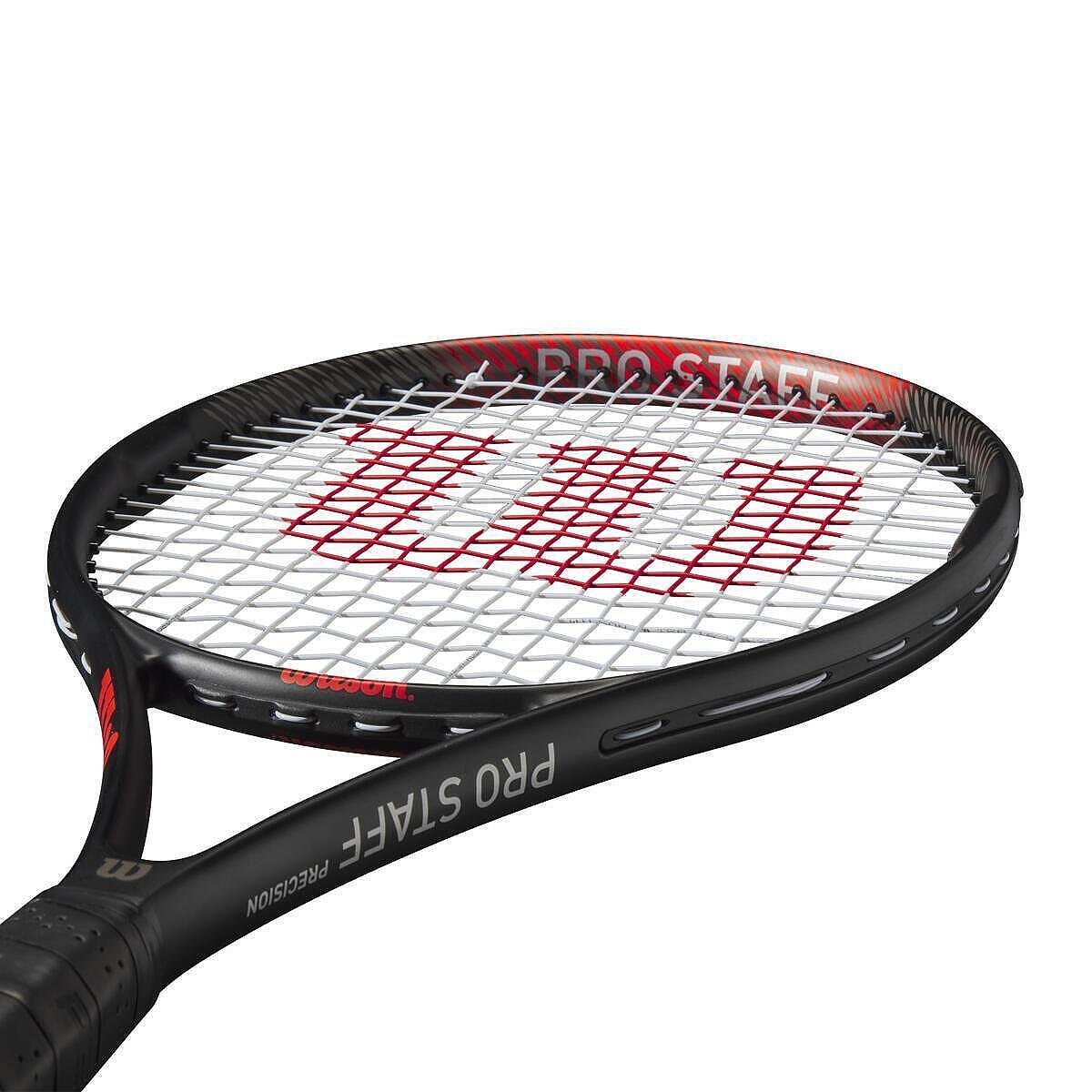 Rachetă de tenis Wilson Pro Staff Precision 103 – rachetă ușoară și manevrabilă, cu cadru din grafit și zonă mare de lovire ideală
