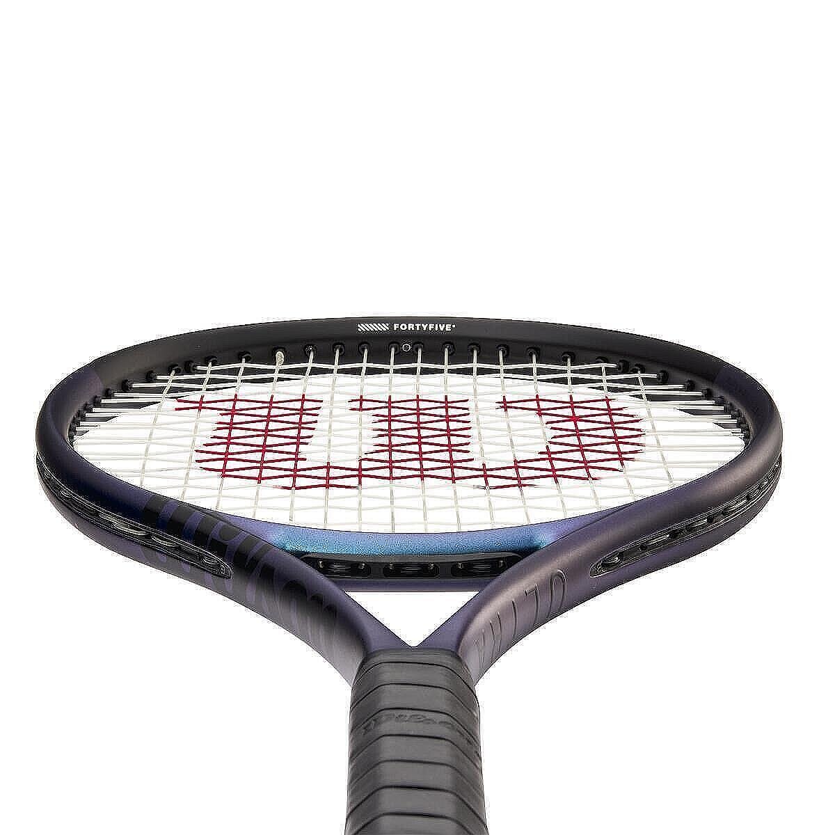 Rachetă de tenis Wilson Ultra 100 V4.0 pentru putere maximă, spin și stabilitate în jocul agresiv