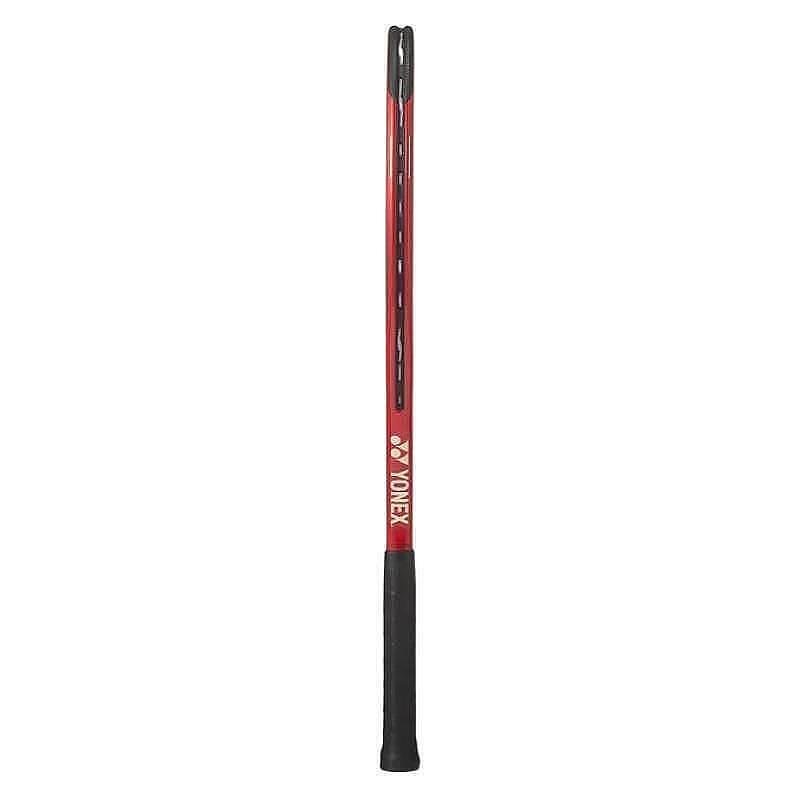 Тенис ракета Yonex VCORE PLAY Ruby Red – лека 265 г ракета за спин и контрол, идеална за уверена игра