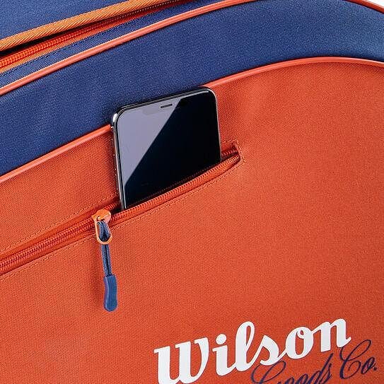Wilson Team Roland Garros thermal bag - 6 racquets with an accessory pocket and a stylish design for tennis gear
