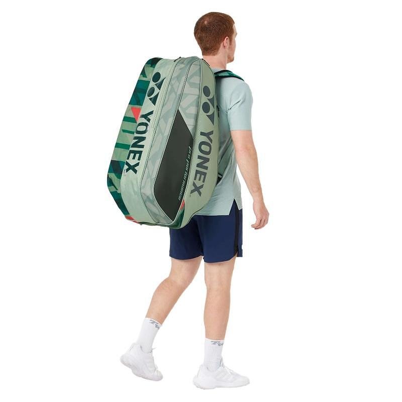 Термобег YONEX PRO BAG Olive Green 9 ракети – тенис сакове, тенис раница за ракети, дрехи и обувки.