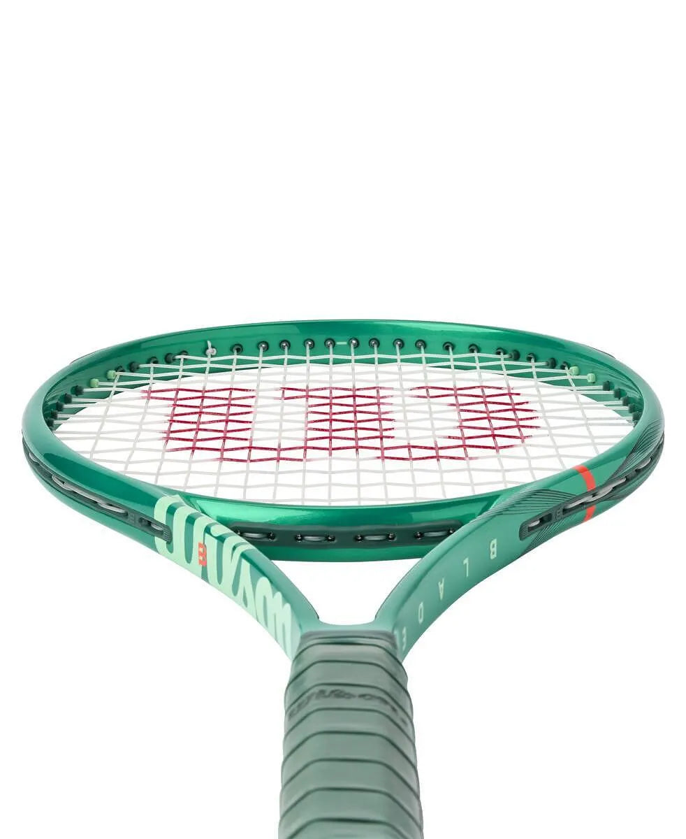 Wilson Blade V10 98S tennis racket, green Wilson Blade tennis racket for control and spin