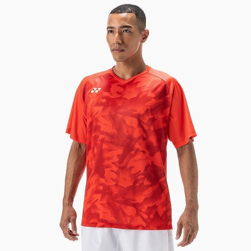 Men's Yonex 2025 CREW NECK SHIRT Pearl Red for tennis and padel, lightweight, breathable, with UV protection and quick-drying fabric.
