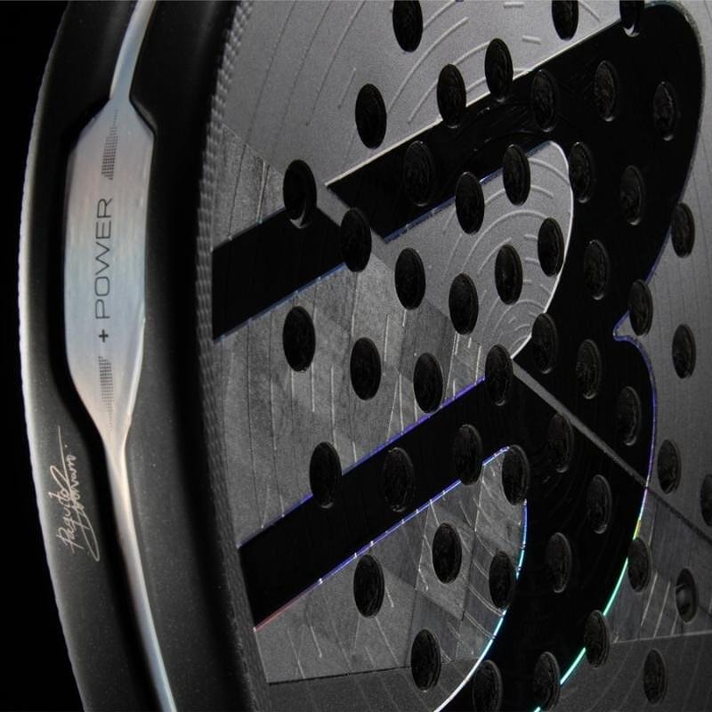 Bullpadel Hack 04 Hybrid 26 padel racket