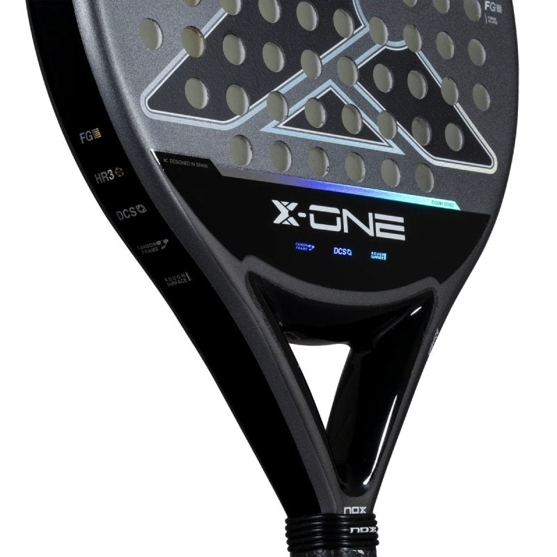 Rachetă de padel Nox X-One 26– rachetă de padel cu formă rotundă, HR3 Core, 3K Fiberglass și cadru din carbon pentru control excelent, confort și manevrare ușoară.