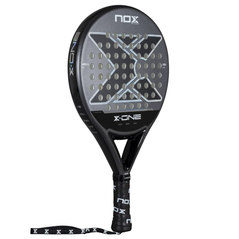 Rachetă de padel Nox X-One 26– rachetă de padel cu formă rotundă, HR3 Core, 3K Fiberglass și cadru din carbon pentru control excelent, confort și manevrare ușoară.