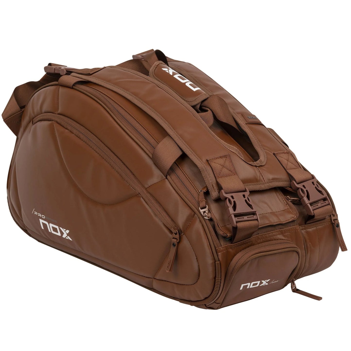 NOX Pro Series Brown padel bag – a stylish sports bag in brown with a thermal compartment, shoe compartment, and space for up to 3 padel rackets.