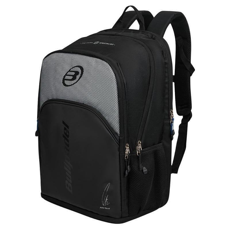 Bullpadel Vertex 26 - an ergonomic padel backpack with technical protection