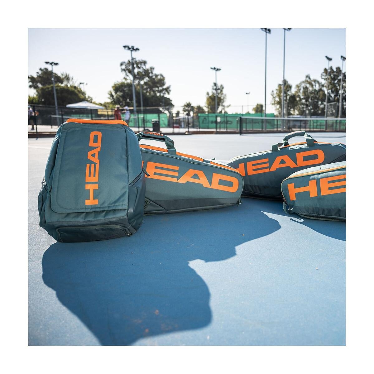 Раница Head Pro 28L Dark Cyan/Fluo Orange за тенис, удобна тенис раница с отделение за ракета и джобове