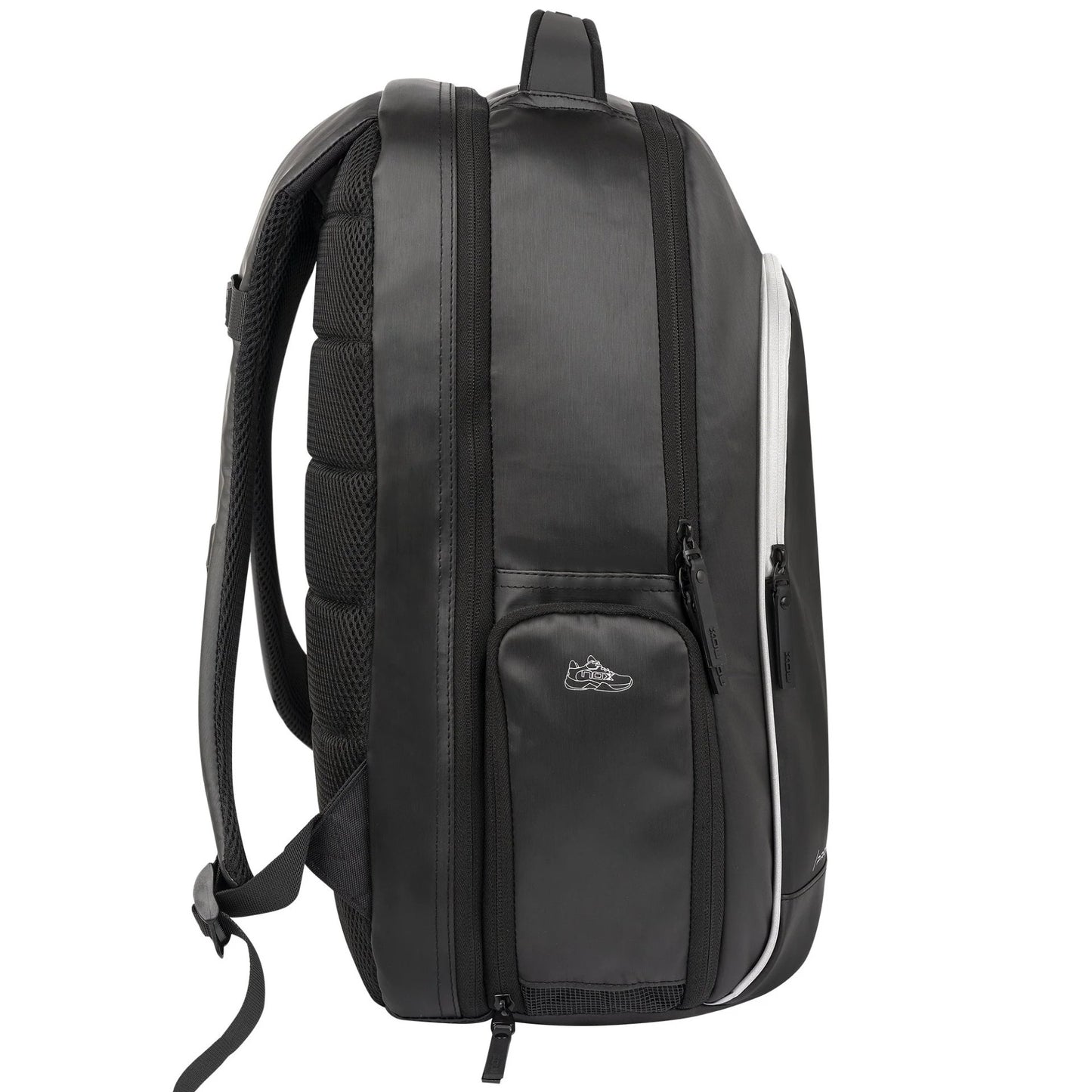 NOX Pro Series padel backpack – black sports backpack with compartments for a laptop, racket, shoes and accessories, with an ergonomic and stylish design.
