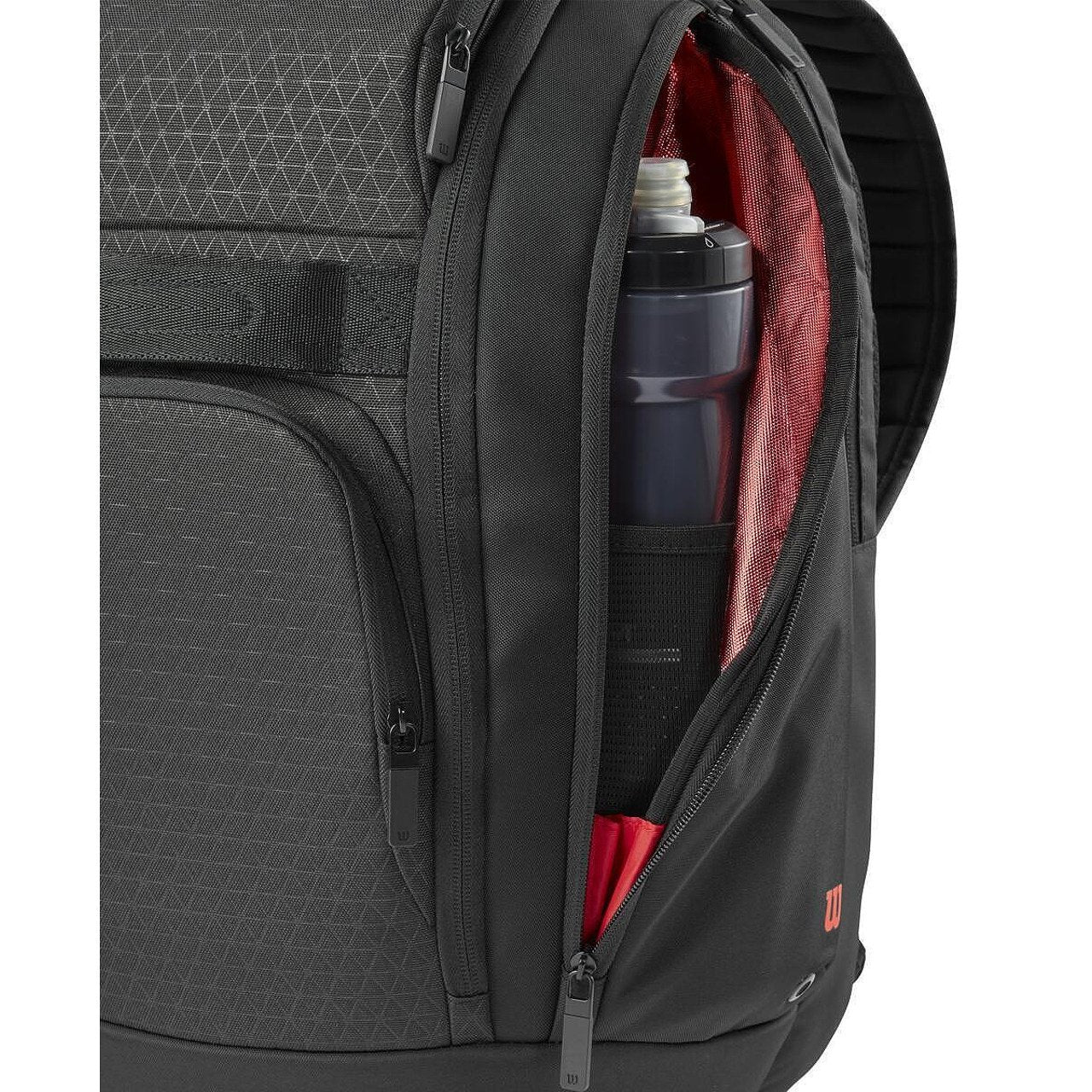 Раница Wilson Clash V3 с Thermoguard отделение и джоб за бутилка, стилна тенис раница за тренировки и турове
