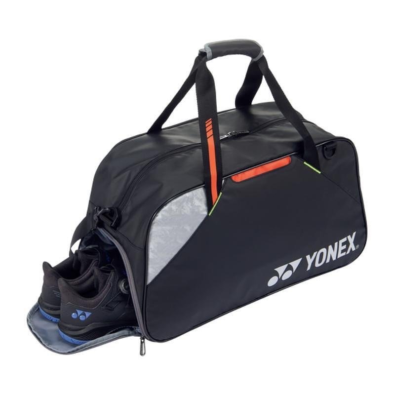 Сак Yonex BOSTON Black – черен тенис сак с отделение за маратонки и място за екипировка за тенис сакове и тенис екипировка