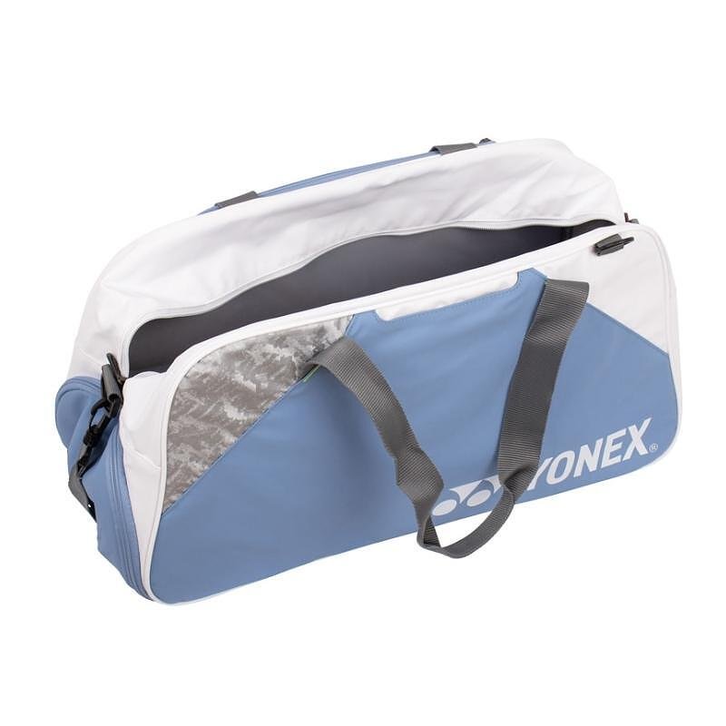 Сак Yonex BOSTON Grayish Blue – тенис сак с 2 отделения и отделение за обувки за тенис екипировка.