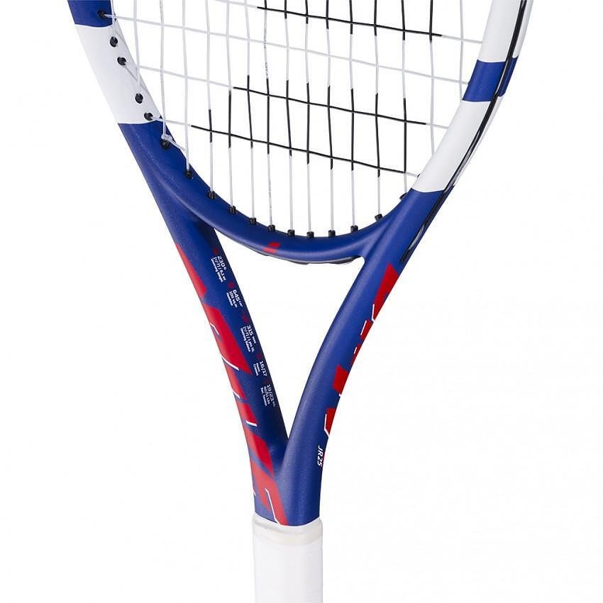 Rachetă de tenis Babolat Drive Junior 25 Red pentru copii, ușoară și comodă pentru învățare, inspirată de stilul de campion.