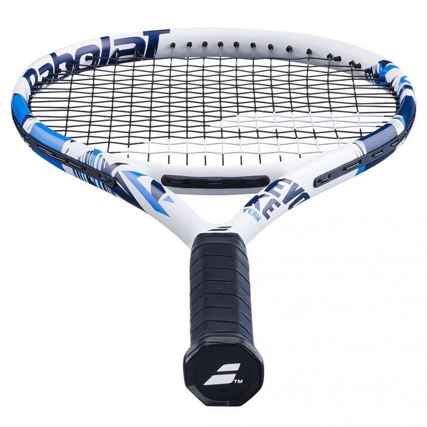 Babolat Evoke Team tennis racket – a lightweight and comfortable tennis racket for beginners and recreational players.