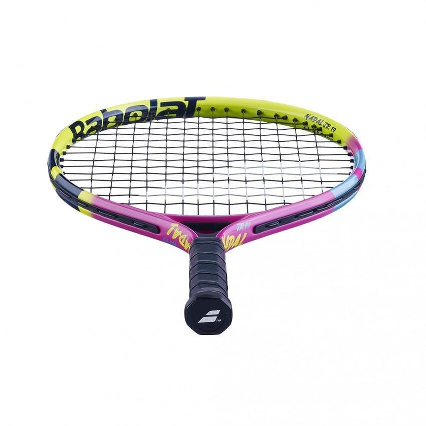 Rachetă de tenis Babolat Nadal Junior 19 pentru copii, cu husă, design elegant în culorile lui Rafael Nadal