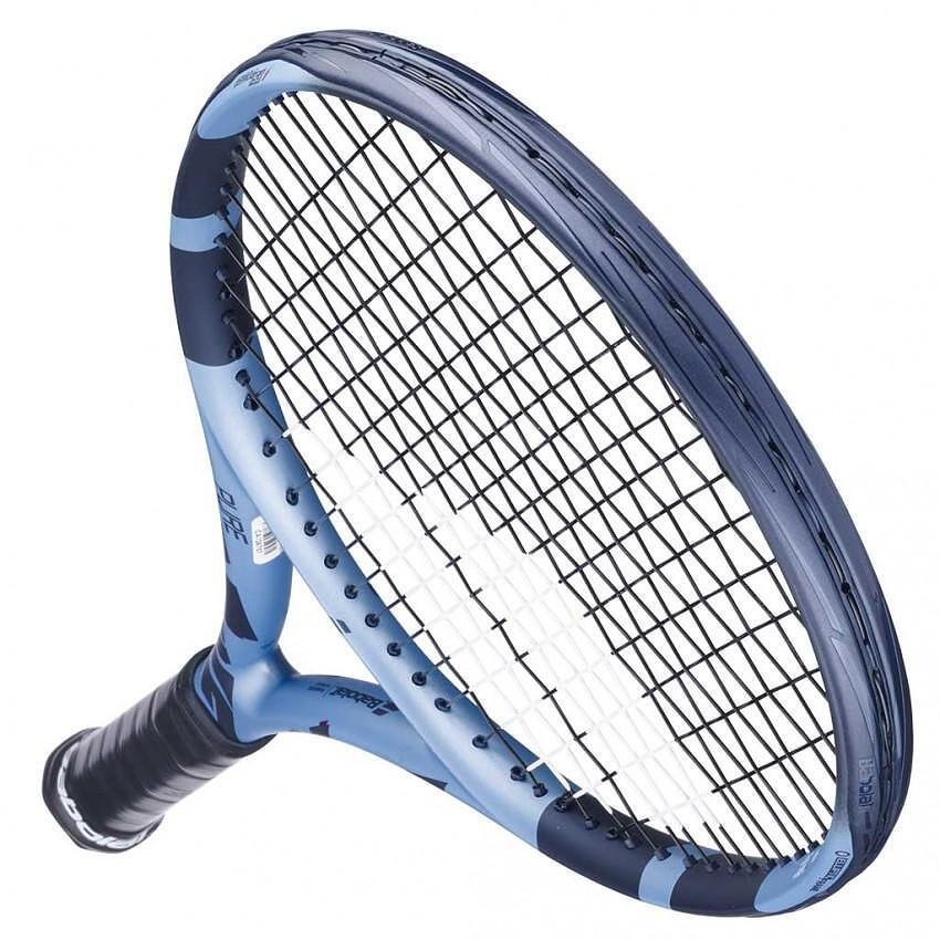 Babolat Pure Drive + Gen11 tennis racket – a powerful and versatile tennis racket with carbon construction and 16/19 string pattern