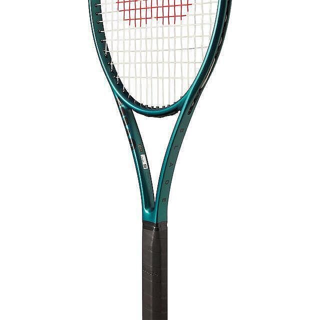 Rachetă de tenis Wilson Blade 98 18x20 V9 – Wilson Blade pentru putere, control și stabilitate în tenis