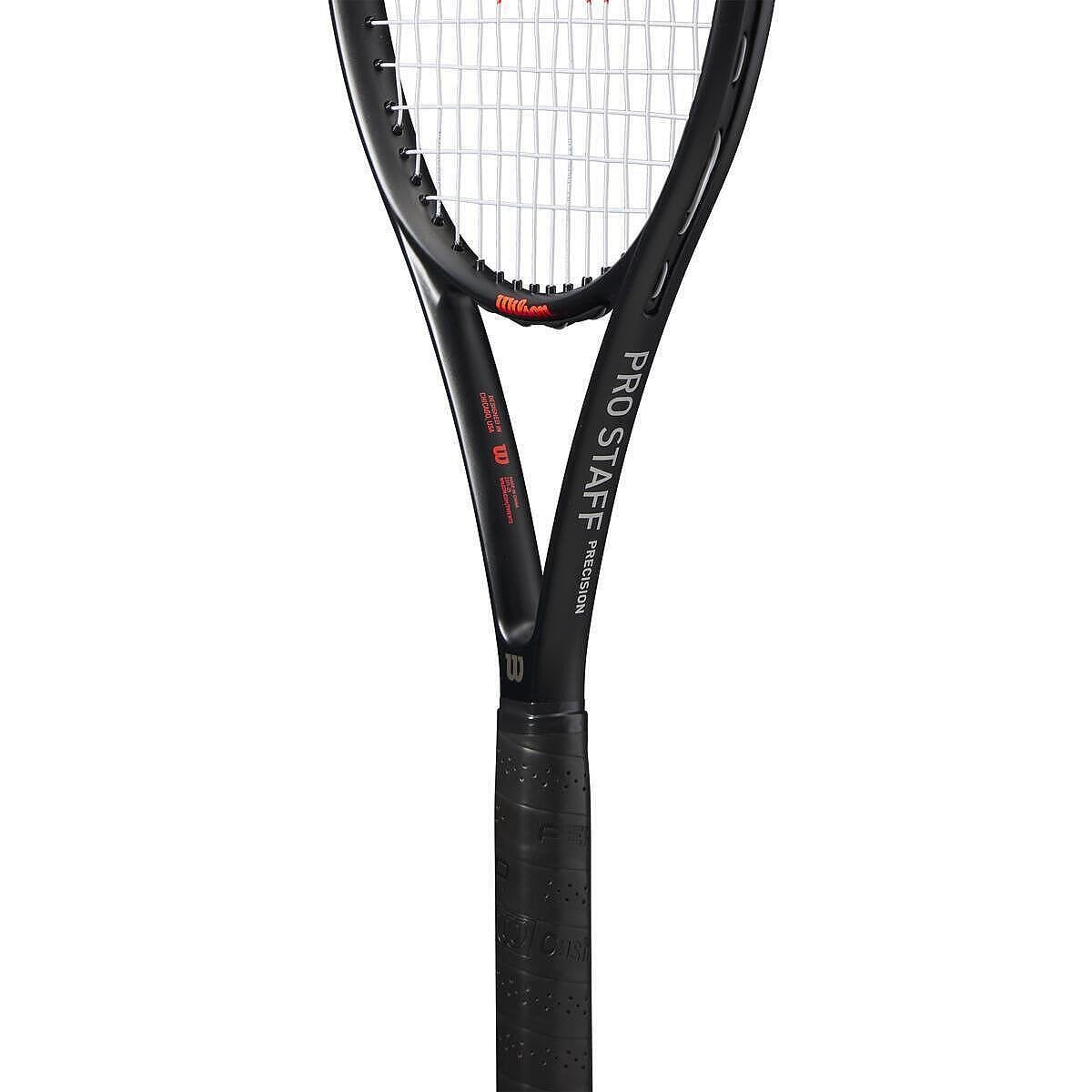 Tennis racket Wilson Pro Staff Precision 103 – a light and maneuverable racket with a graphite frame and a large sweet spot