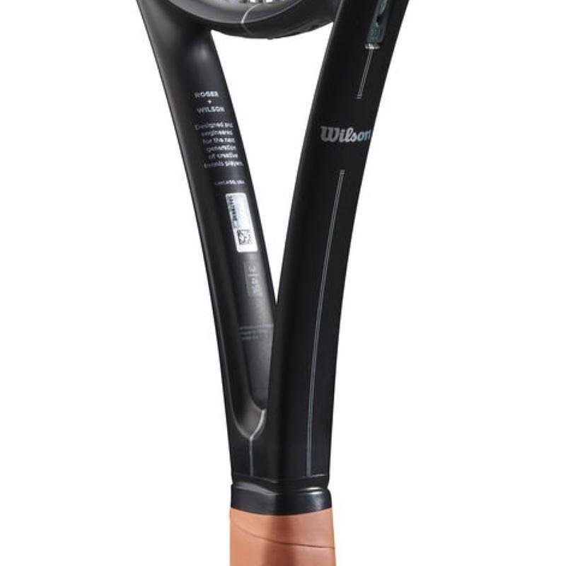 Wilson RF 01 Pro 16x19 tennis racket - black, precise and maneuverable Wilson tennis racket for control and all-around play.