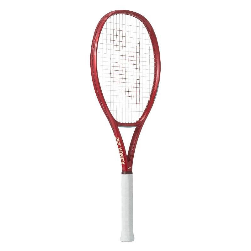 Rachetă de tenis Yonex VCORE 100L Ruby Red – rachetă de tenis Yonex ușoară și rapidă pentru putere, control și spin.