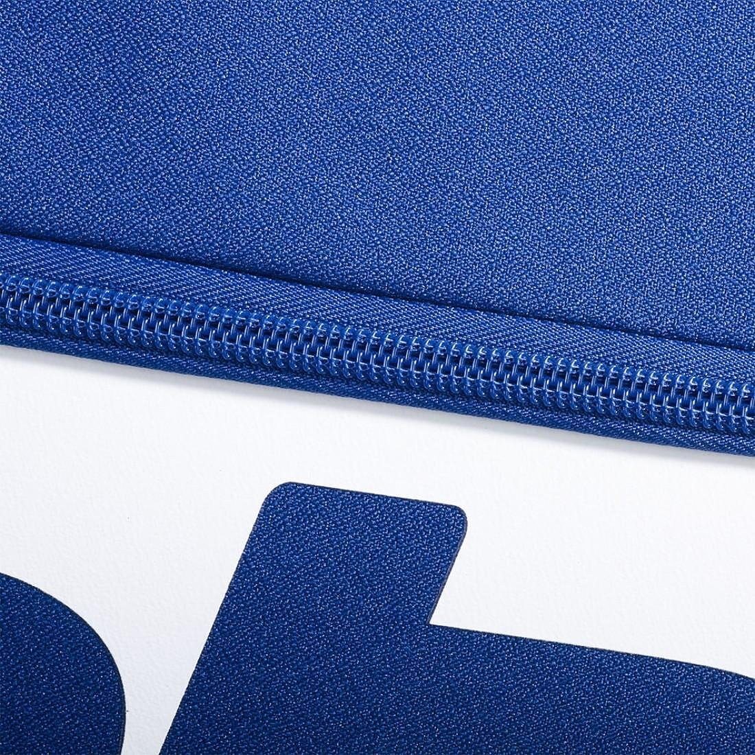 Babolat EVO COURT M 2025 Blue thermal bag - blue thermal bag for tennis and padel with 6 rackets and a convenient zipper
